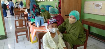 Vaksin Dosis Ke-2 Sinovak untuk umur 6-11 Tahun di SD Balong